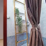 Fifteentheapartment Appartement *