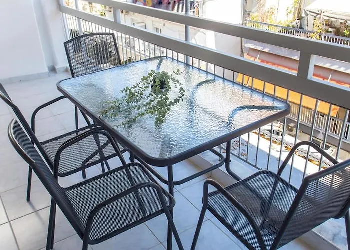 Fifteentheapartment * Selanik